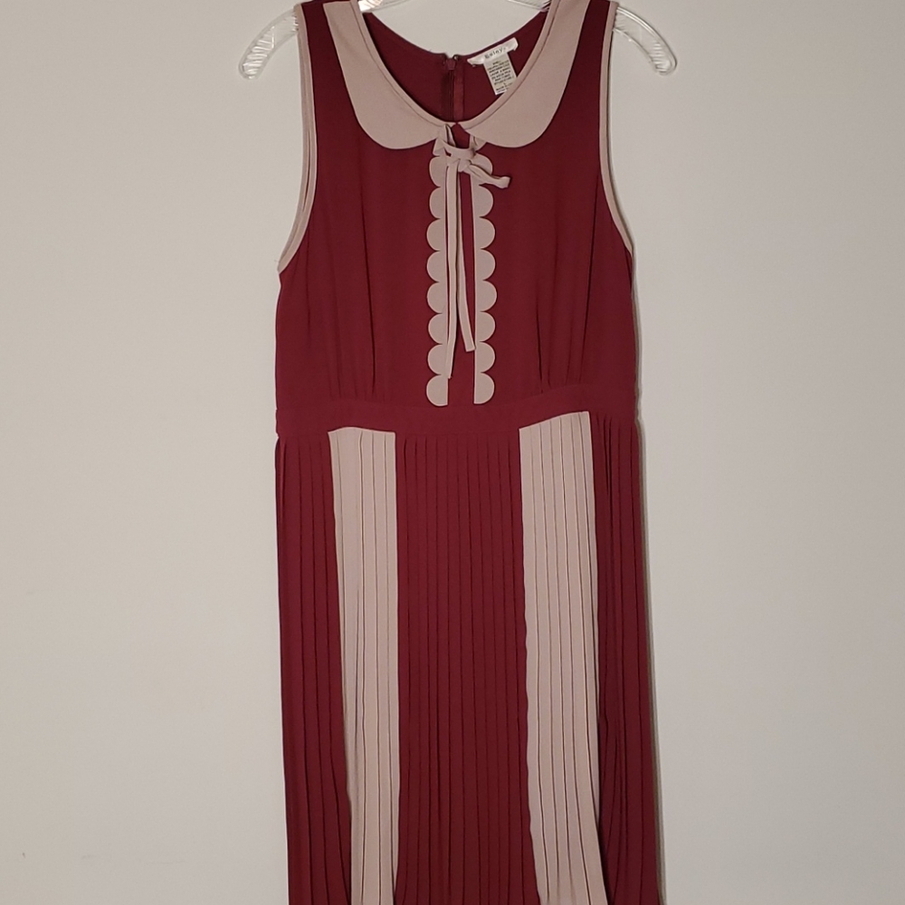Pleated dress 👗